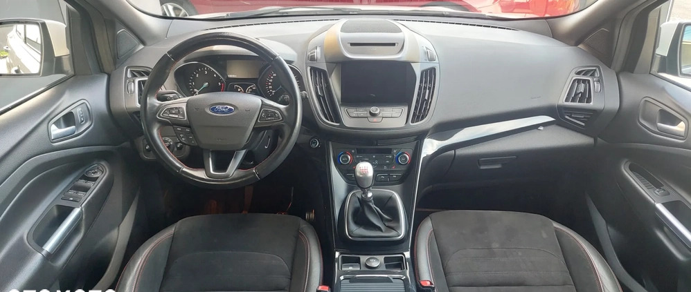 Ford Kuga cena 84900 przebieg: 119950, rok produkcji 2018 z Kielce małe 106